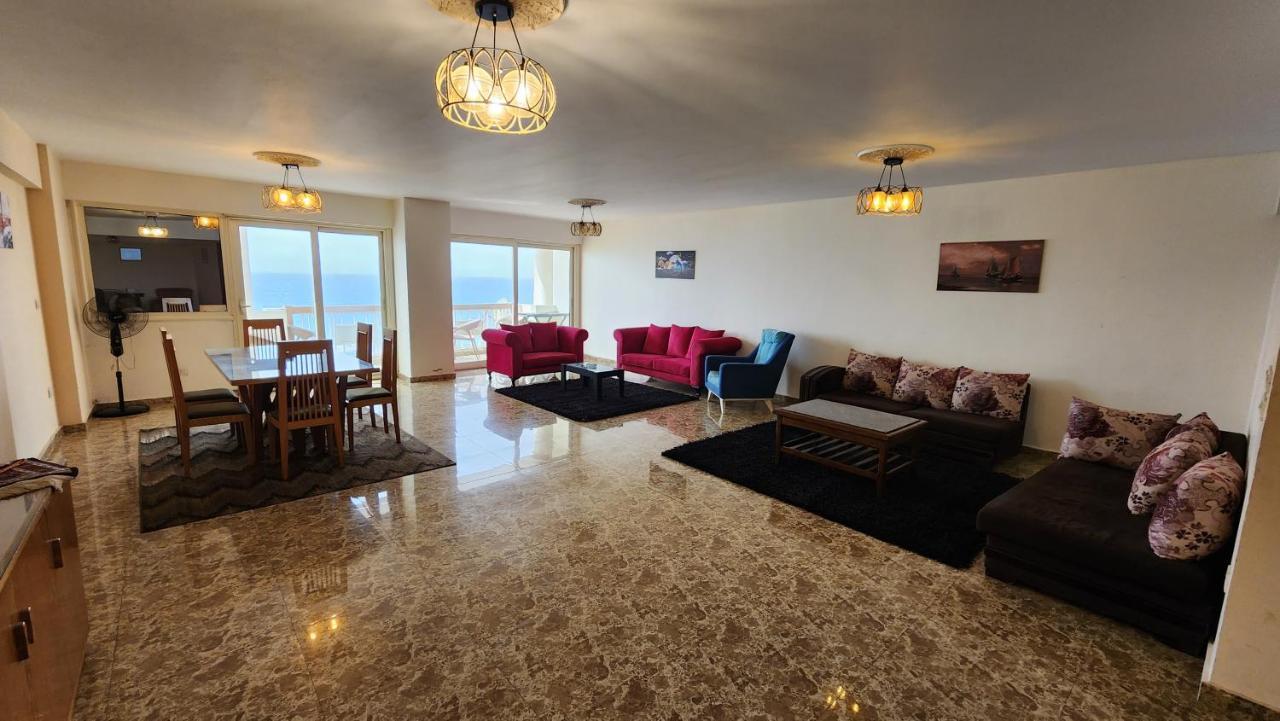 Апартаменты Midpoint Sea View - Families Only Александрия Экстерьер фото