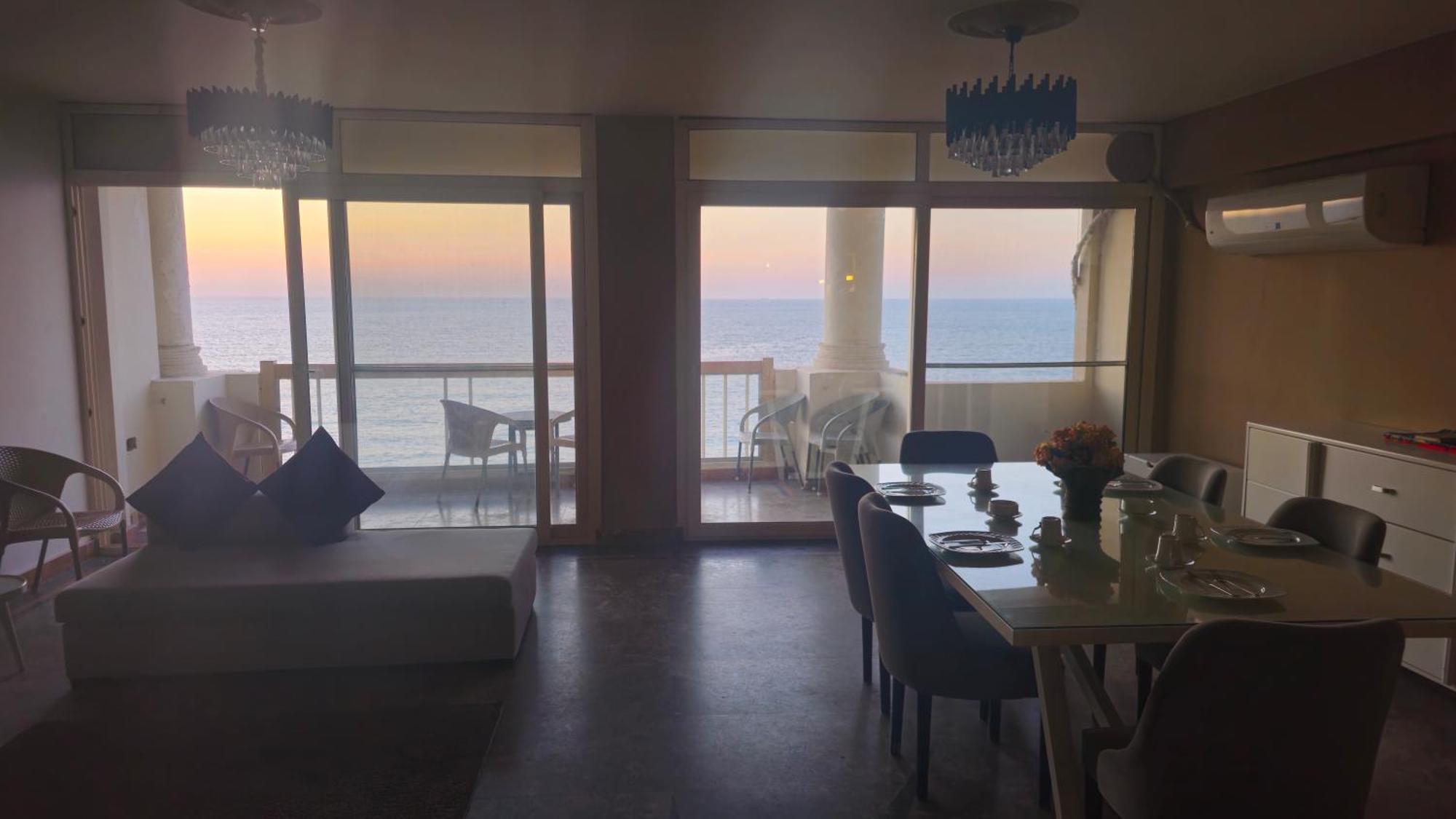 Апартаменты Midpoint Sea View - Families Only Александрия Экстерьер фото